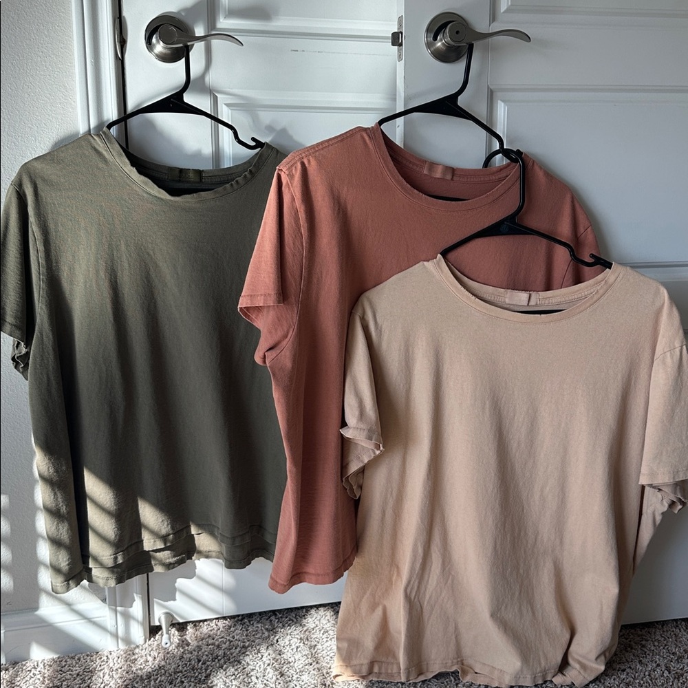 EUC Nuuds everyday T-Shirts XL